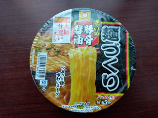 「マルちゃん 麺づくり 濃いめ豚骨醤油 カップ100g」のクチコミ画像 by あめふらしさん