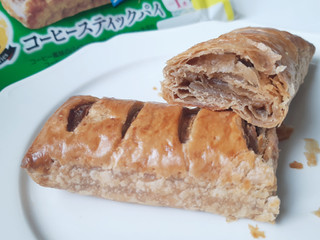 「ヤマザキ 世界をおいしく食べよう コーヒースティックパイ 袋1個」のクチコミ画像 by MAA しばらく不在さん
