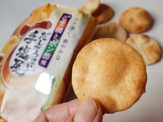 「亀田製菓 手塩屋 ミニごま油とポン酢味 袋55g」のクチコミ画像 by MAA しばらく不在さん