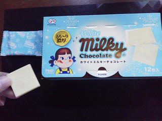 「不二家 ホワイトミルキーチョコレート 箱12枚」のクチコミ画像 by Jiru Jintaさん