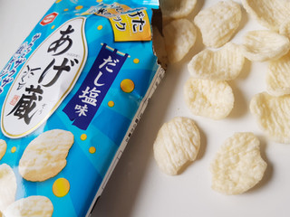 「亀田製菓 あげ蔵 だし塩味 袋28g」のクチコミ画像 by MAA しばらく不在さん