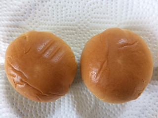 「ヤマザキ 薄皮 ミルクコーヒークリームパン 袋5個」のクチコミ画像 by SANAさん