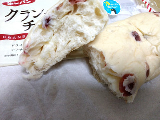 「第一パン クランベリーチーズ 袋1個」のクチコミ画像 by タヌキとキツネさん