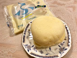 「ヤマザキ ふわふわスフレ レアチーズクリーム」のクチコミ画像 by やにゃさん