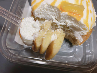 「ローソン ココナッツミルククリームのパンケーキ」のクチコミ画像 by gggさん