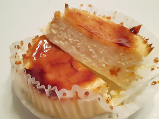 「ドンレミー 大人のバスク風チーズケーキ パック1個」のクチコミ画像 by MAA しばらく不在さん