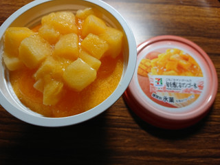「セブンプレミアム 旬を感じるマンゴー氷 カップ245ml」のクチコミ画像 by たむこーさん