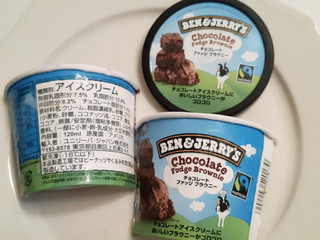 「BEN＆JERRY’S ミニカップ アイスクリーム チョコレートファッジブラウニー カップ120ml」のクチコミ画像 by MAA しばらく不在さん