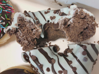 「クリスピー・クリーム・ドーナツ ミント チョコ ケーキ」のクチコミ画像 by gggさん