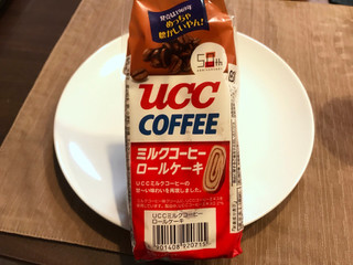 「神戸屋 ucc COFFEE ミルクコーヒーロールケーキ」のクチコミ画像 by やにゃさん