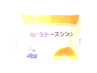 「大山乳業 白バラチーズシフォン」のクチコミ画像 by いちごみるうさん
