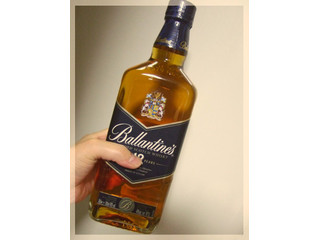 高評価】バランタイン 12年 ハーフボトルの感想・クチコミ・商品情報