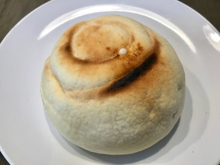 「ヤマザキ バニラホイップメロンパン 袋1個」のクチコミ画像 by やにゃさん