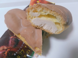 「モンテール 小さな洋菓子店 イタリアマロンのエクレア 袋1個」のクチコミ画像 by nag～ただいま留守にしております～さん