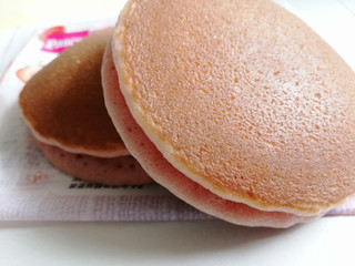「Pasco ルビーチョコ＆ベリーパンケーキ 袋2個」のクチコミ画像 by yoshi_3さん