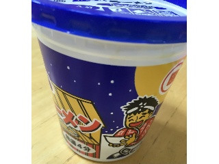 「徳島製粉 金ちゃんラーメン しょうゆ味 カップ71g」のクチコミ画像 by なでしこ5296さん