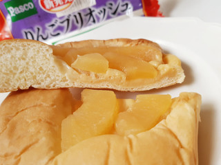 「Pasco りんごブリオッシュ キャラメルの香り 袋1個」のクチコミ画像 by MAA しばらく不在さん