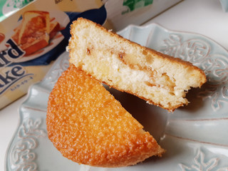 「ロッテ カスタードケーキ メープル香るフレンチトースト風味 箱6個」のクチコミ画像 by MAA しばらく不在さん
