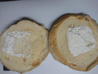 「第一パン メープルメロンパン りんごとぶどう入り 袋1個」のクチコミ画像 by レビュアーさん