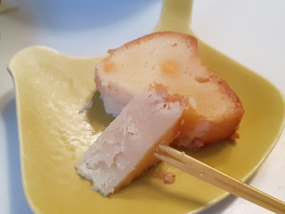 「ローソン MACHI cafe’ ベイクドチーズケーキ つぶころチーズ入り」のクチコミ画像 by MAA しばらく不在さん