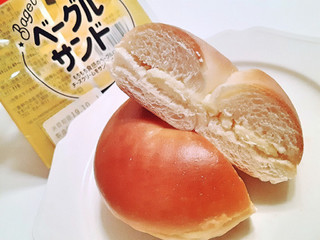 「ヤマザキ ベーグルサンド チーズクリーム 袋1個」のクチコミ画像 by MAA しばらく不在さん