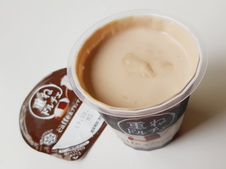 「雪印メグミルク 重ねドルチェ caffe＆ブランマンジェ カップ120g」のクチコミ画像 by MAA しばらく不在さん