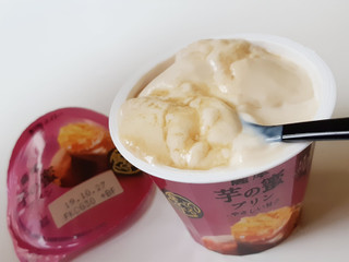「メイトー 薩摩 芋の蜜プリン カップ105g」のクチコミ画像 by MAA しばらく不在さん