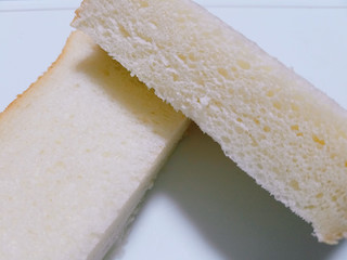 「セブンプレミアムゴールド もっちり食感 金の食パン 厚切り 袋4枚」のクチコミ画像 by nag～ただいま留守にしております～さん