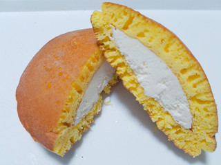 「京都レマン クリームチーズのカステラサンド 袋1個」のクチコミ画像 by nag～ただいま留守にしております～さん
