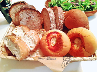 「タカキベーカリー 石窯 ライ麦粒のパン 石臼挽き小麦 袋2枚」のクチコミ画像 by MAA しばらく不在さん