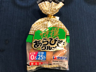 「伊藤ハム あらびきグルメポークウインナー 塩分20％カット パック90g×2」のクチコミ画像 by やにゃさん