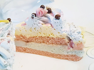 「ミニストップ MINISTOP CAFE クリスマスリースのミントケーキ」のクチコミ画像 by MAA しばらく不在さん