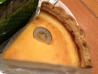 「不二家 北海道なめらかチーズケーキ」のクチコミ画像 by sarienonさん