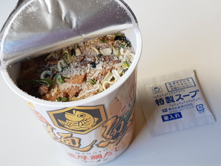 「マルちゃん 麺魚 濃厚鯛だしラーメン」のクチコミ画像 by MAA しばらく不在さん