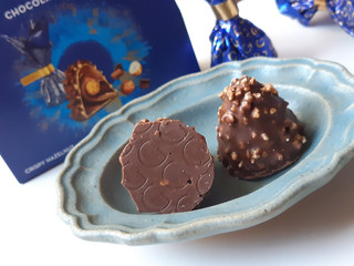 「ゴディバ チョコレートドーム クリスピーヘーゼルナッツ 箱3個」のクチコミ画像 by MAA しばらく不在さん