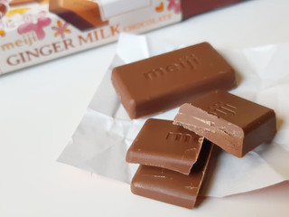 「明治 ジンジャーミルクチョコレート」のクチコミ画像 by MAA しばらく不在さん