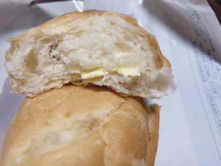 「ヤマザキ 塩バターミルクフランス 袋1個」のクチコミ画像 by gggさん
