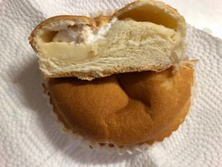 「Pasco 濃厚味わい ミルククリームパン 袋1個」のクチコミ画像 by SANAさん
