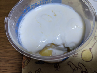 「江崎グリコ とろ～りクリームonプリン カップ210g」のクチコミ画像 by banさん
