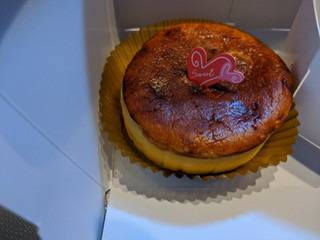 「シェ・レカミエ バスク風チーズケーキ」のクチコミ画像 by banさん