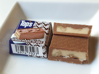 「チロル チロルチョコ チョコレートケーキ 1個」のクチコミ画像 by MAA しばらく不在さん