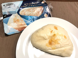 「第一パン ホワイトチョコとマカダミアナッツのパン 袋1個」のクチコミ画像 by やにゃさん