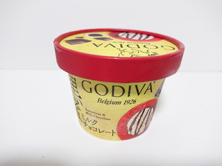 「ゴディバ カップアイス 黒蜜とミルクチョコレート カップ100ml」のクチコミ画像 by ぺりちゃんさん