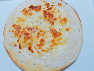 「丸大食品 湘南ピッツェリア チーズピザ 袋1枚」のクチコミ画像 by nag～ただいま留守にしております～さん
