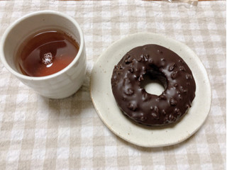 「セブン-イレブン 生チョコ仕立てのザクザク焼ドーナツ」のクチコミ画像 by nagomi7さん