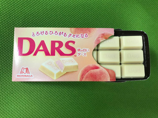 「森永製菓 DARS 桃の白いダース」のクチコミ画像 by ねこねこりんさん