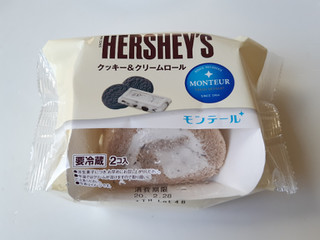 「モンテール 小さな洋菓子店 HERSHEY’S クッキー＆クリームロール 袋2個」のクチコミ画像 by MAA しばらく不在さん