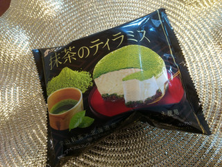 「ローソン Uchi Cafe’ SWEETS 抹茶のティラミス」のクチコミ画像 by rihochanさん