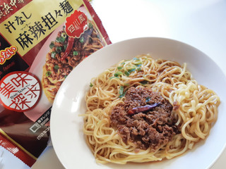 「キンレイ なべやき屋キンレイ お水がいらない 汁なし麻辣担々麺 袋264g」のクチコミ画像 by MAA しばらく不在さん