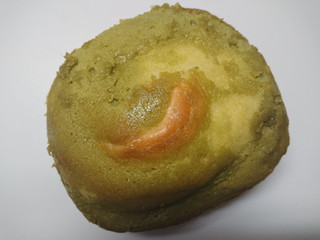 「イトーパン 抹茶クッキーパン 袋1個」のクチコミ画像 by レビュアーさん